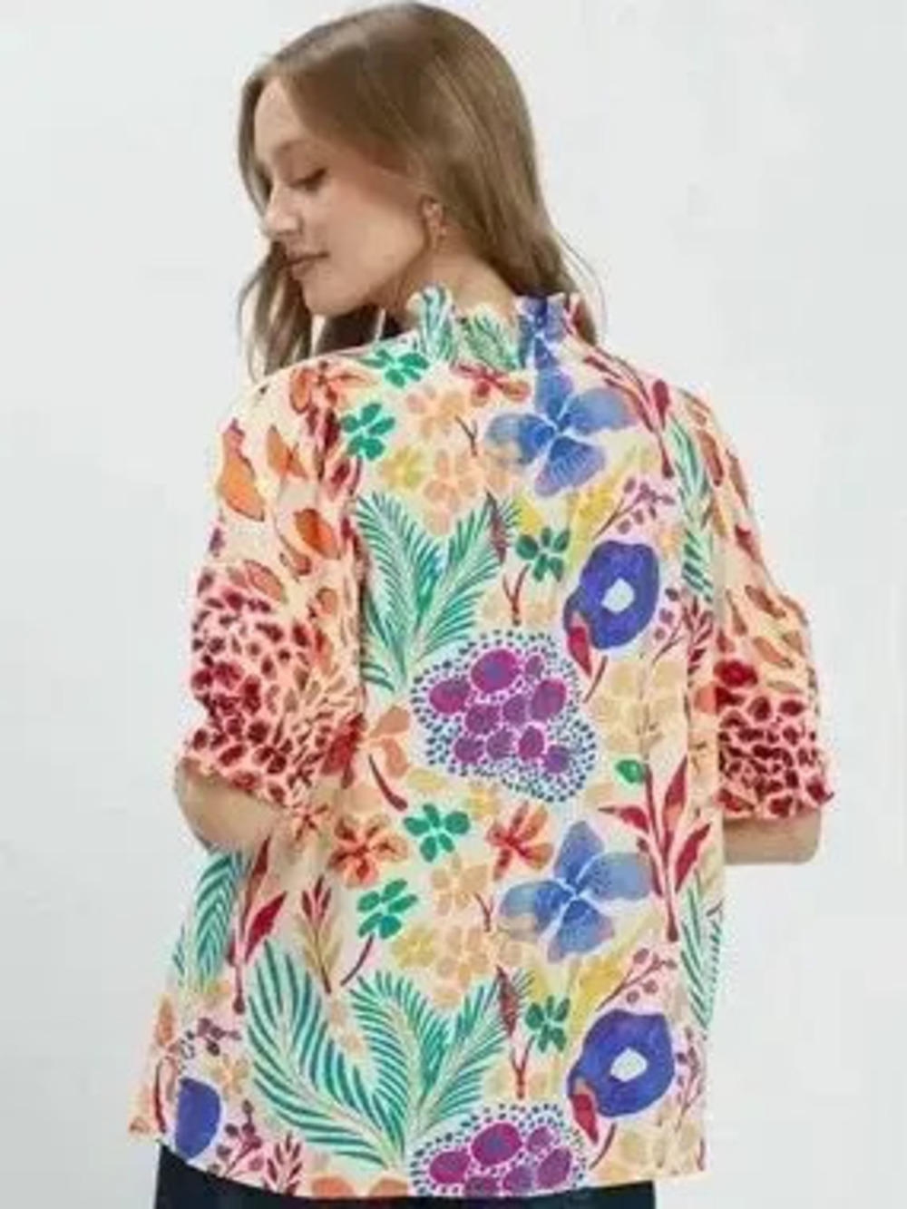 Umgee V-Neck Ruffle Trim Puff Sleeve Top - Picture 2 of 5
